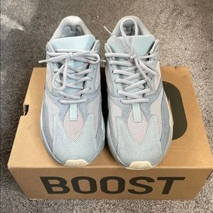 Yeezy Boost 700 ‘Inertia